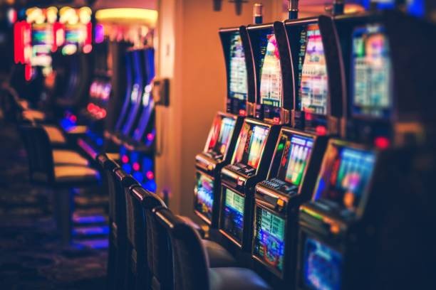lgoace login platform showing Gem Saviour slot alongside Liga 1 sportsbook markets